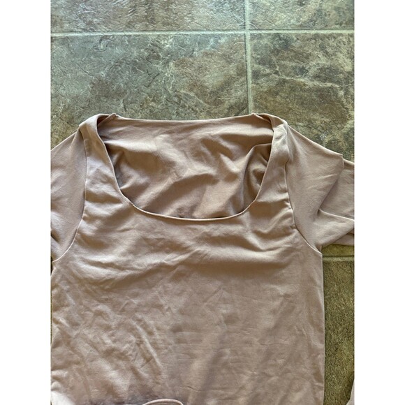 Skims Essential Long Sleeve Scoop Neck Bodysuit Size S/M Sienna - Picture 6 of 9